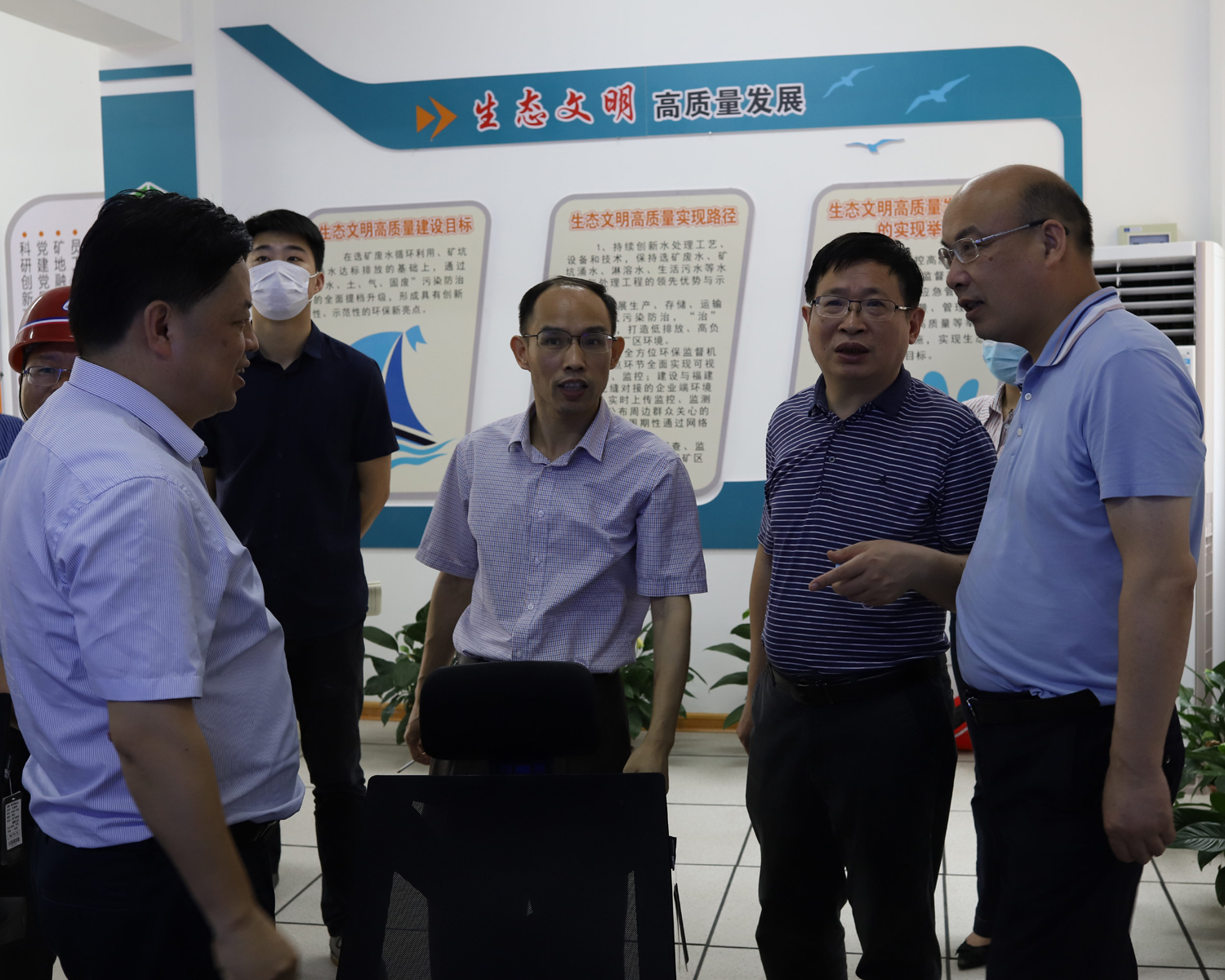 福建省生态环境厅陈维辉巡视员一行莅临九游平台九游（中国）一站式服务平台调研指导工作.jpg
