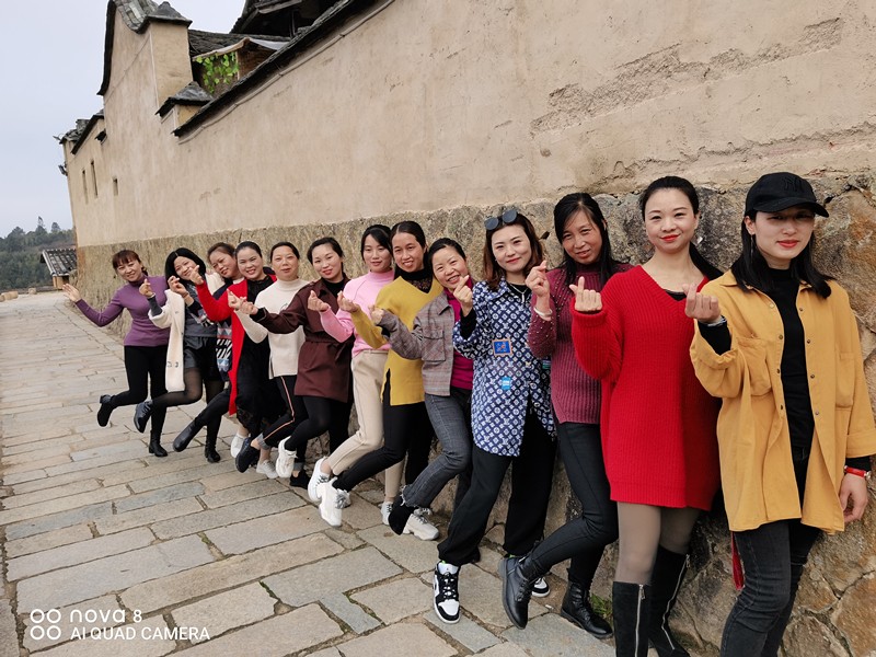 12、九游平台九游（中国）一站式服务平台组织女职工春游活动_副本.jpg